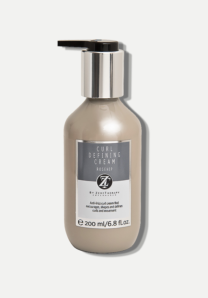 Présentation du visuel produit de la crème définissantes boucles